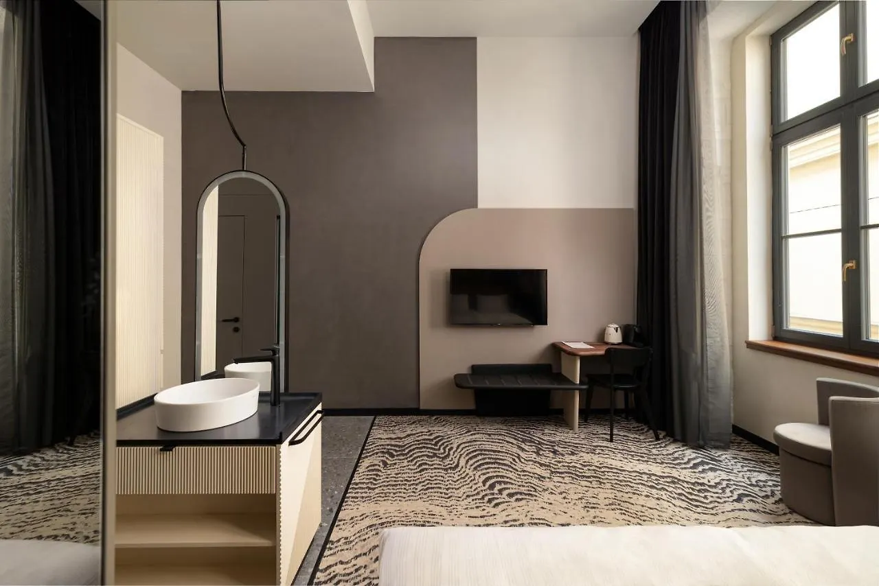 Hotel Gin Budapest Ungheria